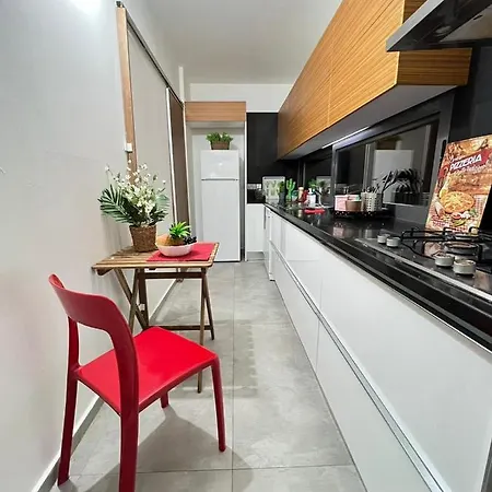Kyrenia Apartment *