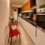 Kyrenia Apartment *